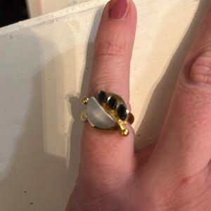 Vintage 3 stone ring